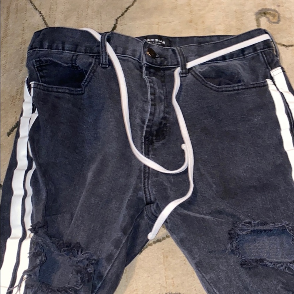 Black skinny jeans